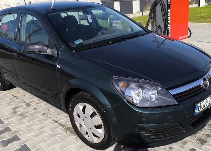 Grajewo ogłoszenia: Opel Astra H 1.4 benzyna 2004 r. Ślady użytkowania. Nowe opony....