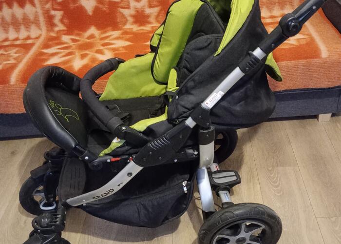 Grajewo ogłoszenia: Oddam wózek za darmo, jest również gondola.